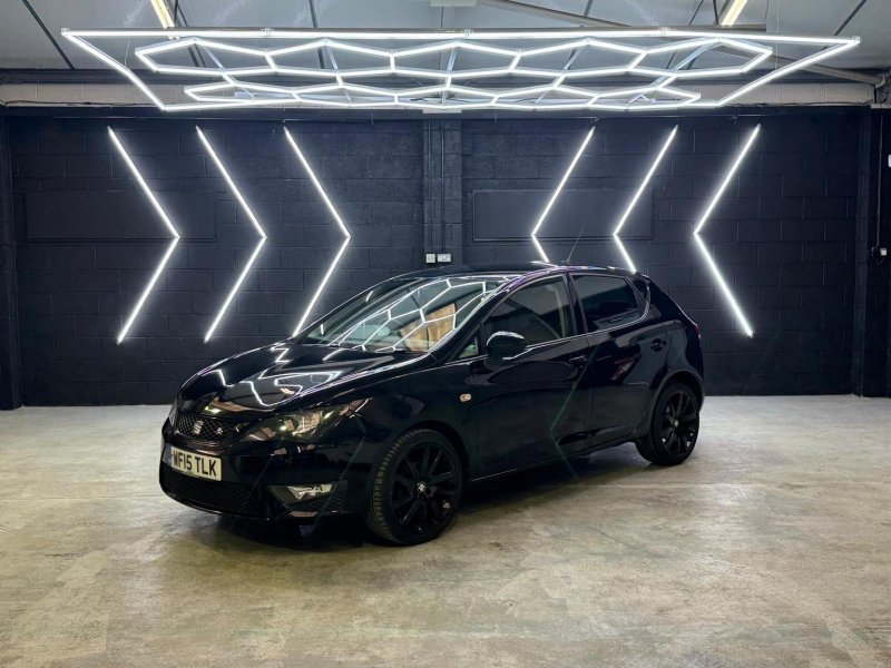 SEAT IBIZA 1.2 TSI FR Black Euro 5 5dr