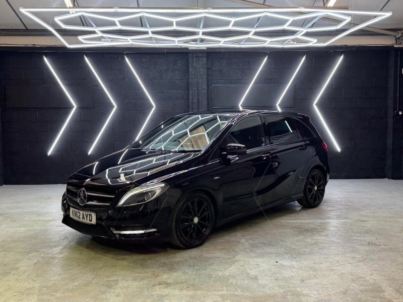 MERCEDES-BENZ B CLASS 1.8 B200 CDI BlueEfficiency Sport 7G-DCT Euro 5 (s/s) 5dr