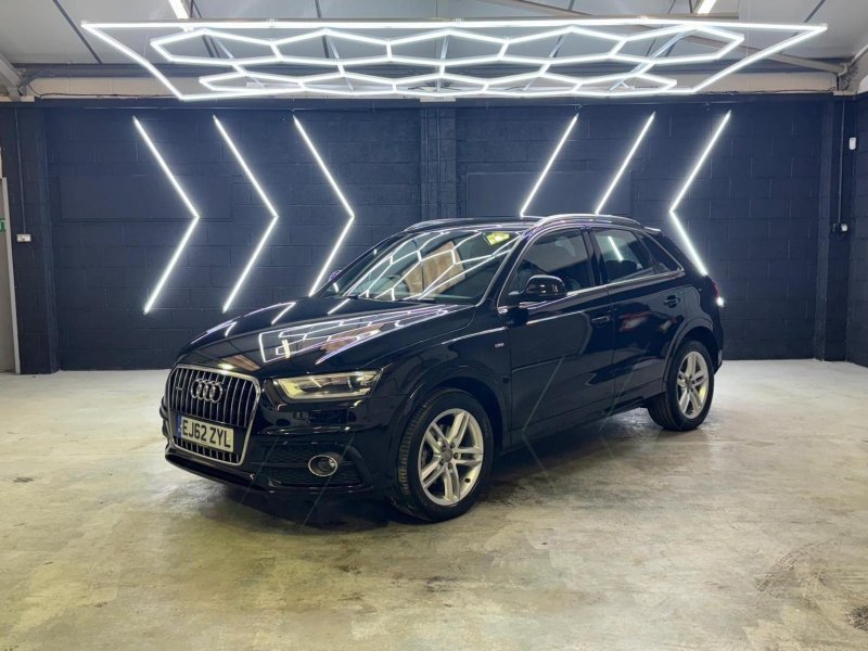 AUDI Q3 2.0 TDI S line S Tronic quattro Euro 5 (s/s) 5dr