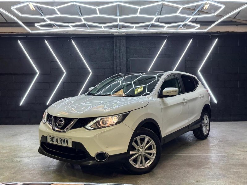 NISSAN QASHQAI 1.5 dCi Acenta Premium 2WD Euro 5 (s/s) 5dr